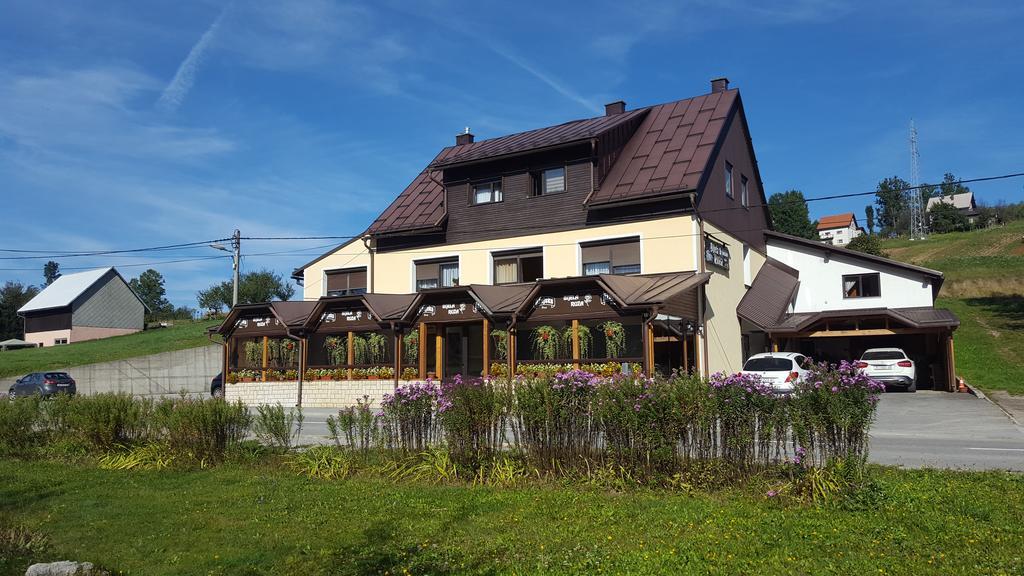 Hotel Pansion Bijela Ruza - A La Carte 3*