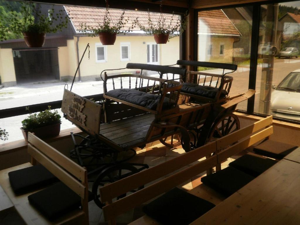 Hotel Pansion Bijela Ruza - A La Carte 3*