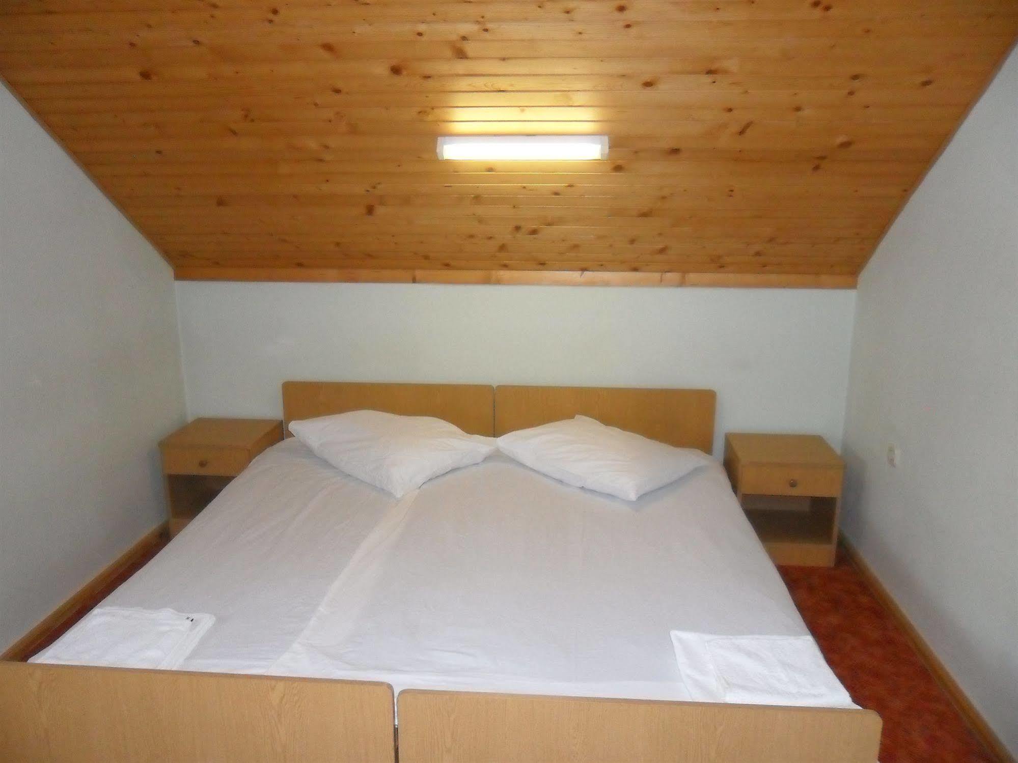 Hotel Pansion Bijela Ruza - A La Carte